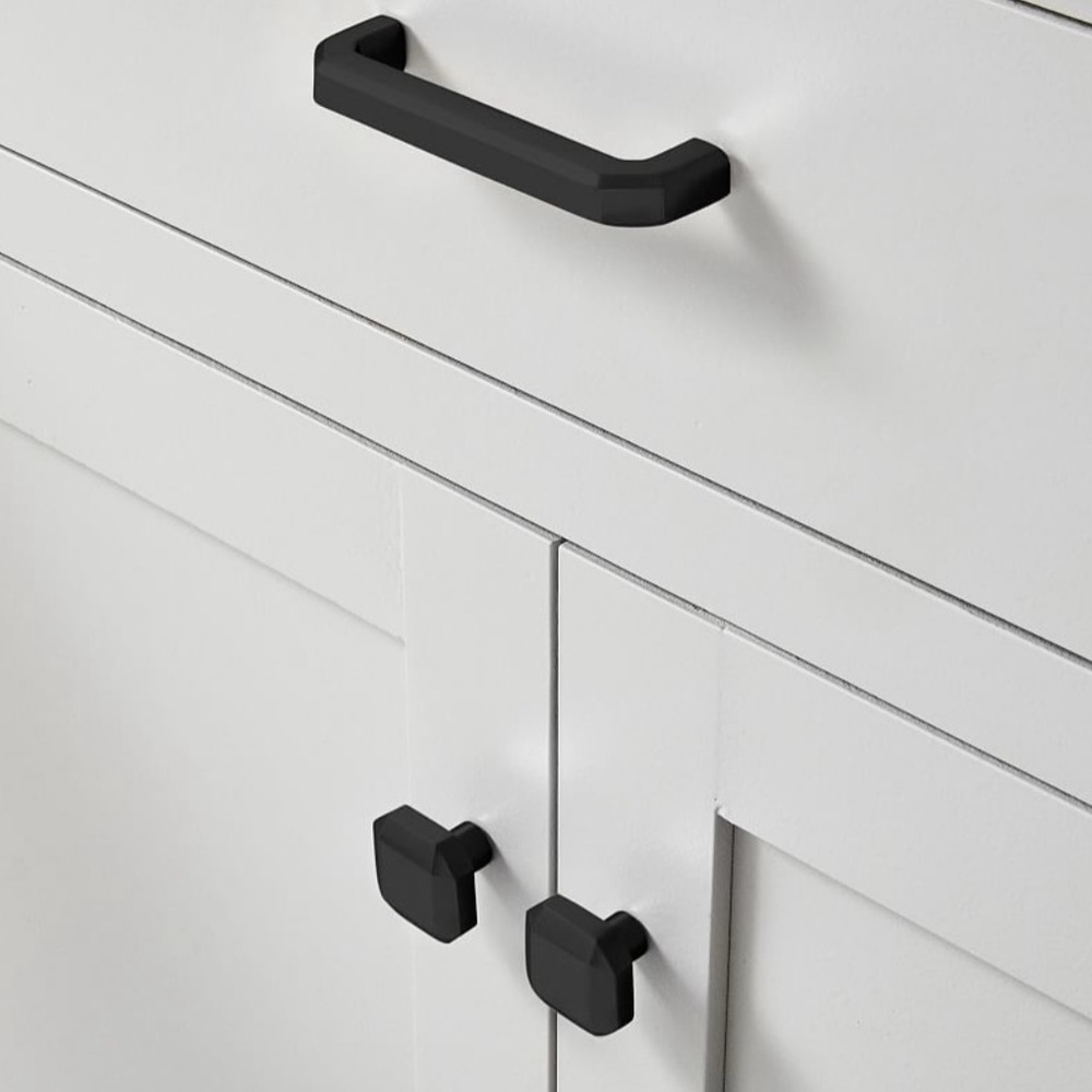 New Pottery Barn Pearson 1 1/4” Cabinet Knob In Matte Black - 24 Knobs